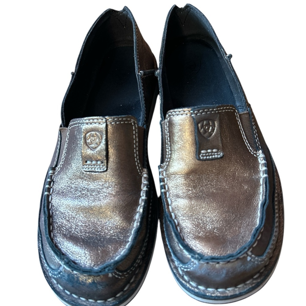 Ariat Cruiser size 8 Metallic bronze slip on shoes